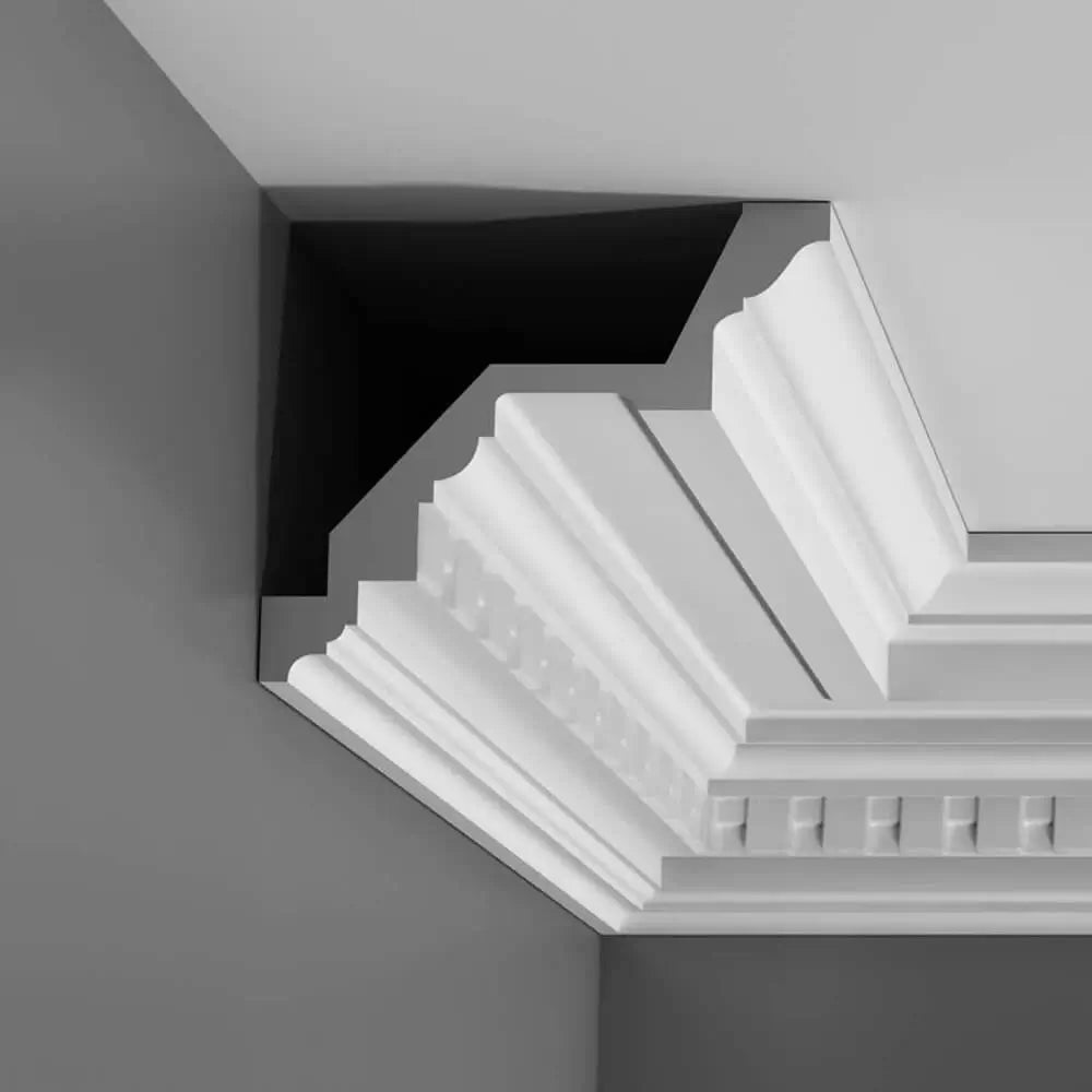 Moldura C422 en blanco | 194 x 164 x 2000 mm