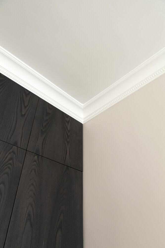 Moldura CX107 en blanco | 117 x 118 x 2000 mm