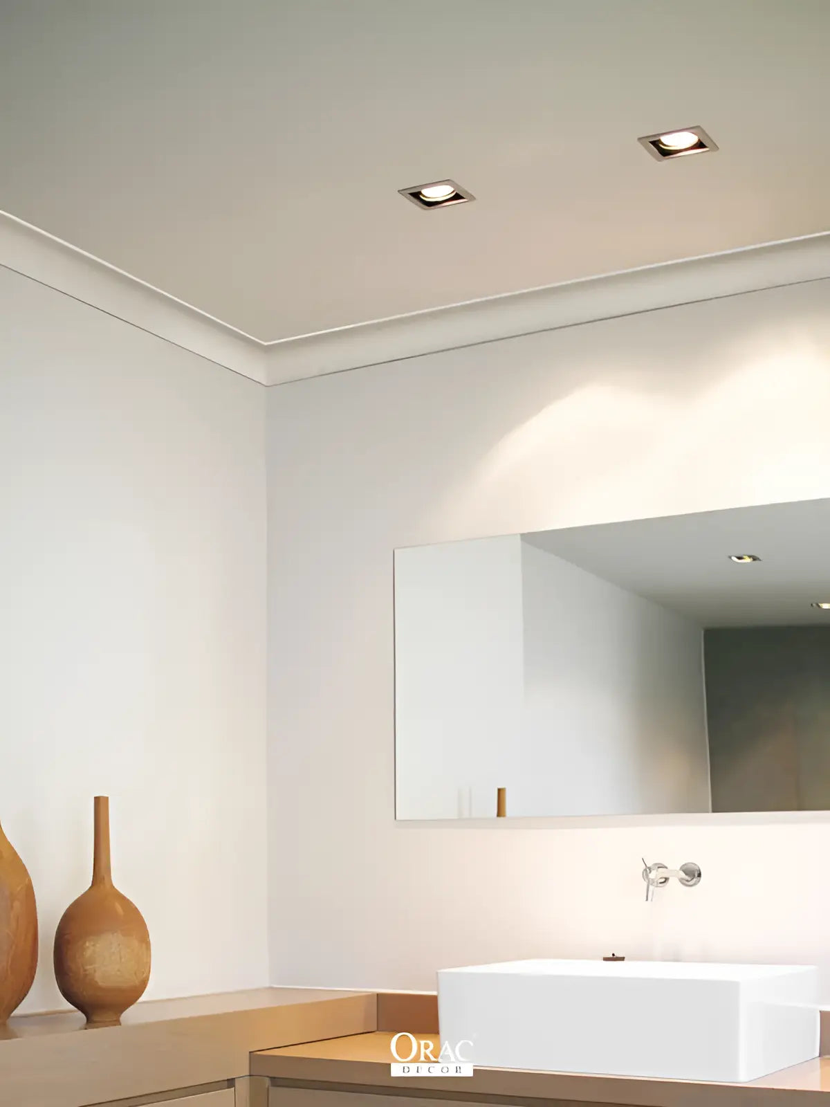 CB522N cornice in white | 67 x 67 x 2000 mm