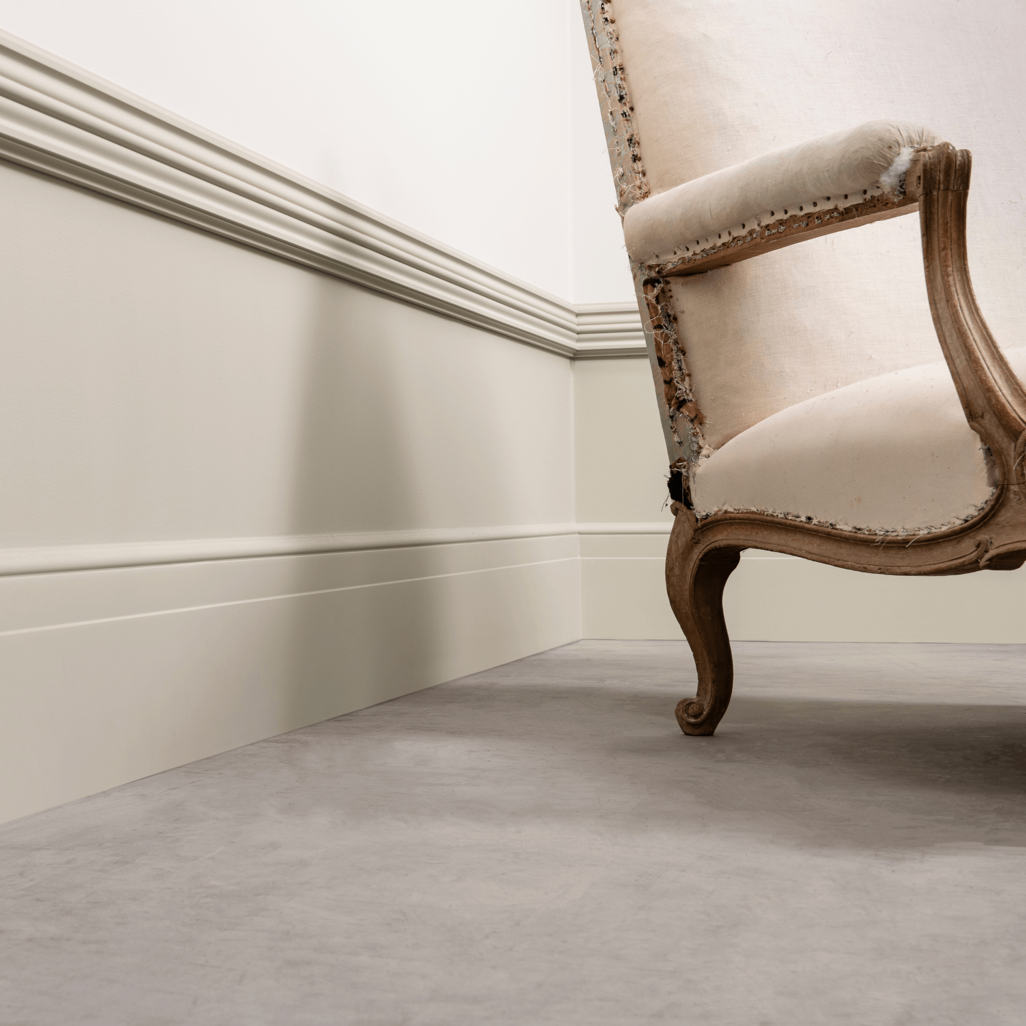P9020 molding in white | 21 x 96 x 2000 mm